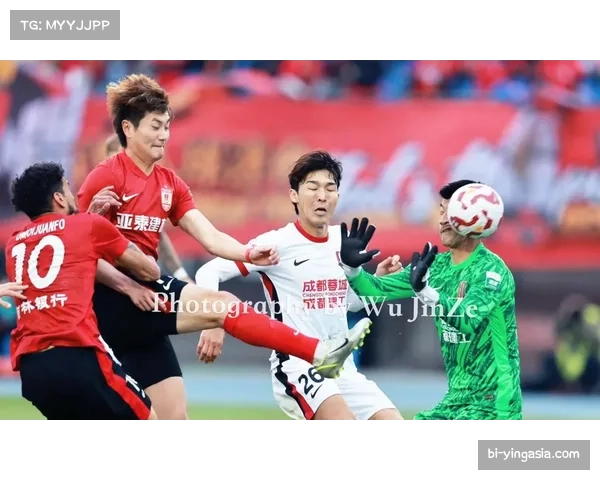 亚泰补时失两球痛失胜利 积19分仍困降级区